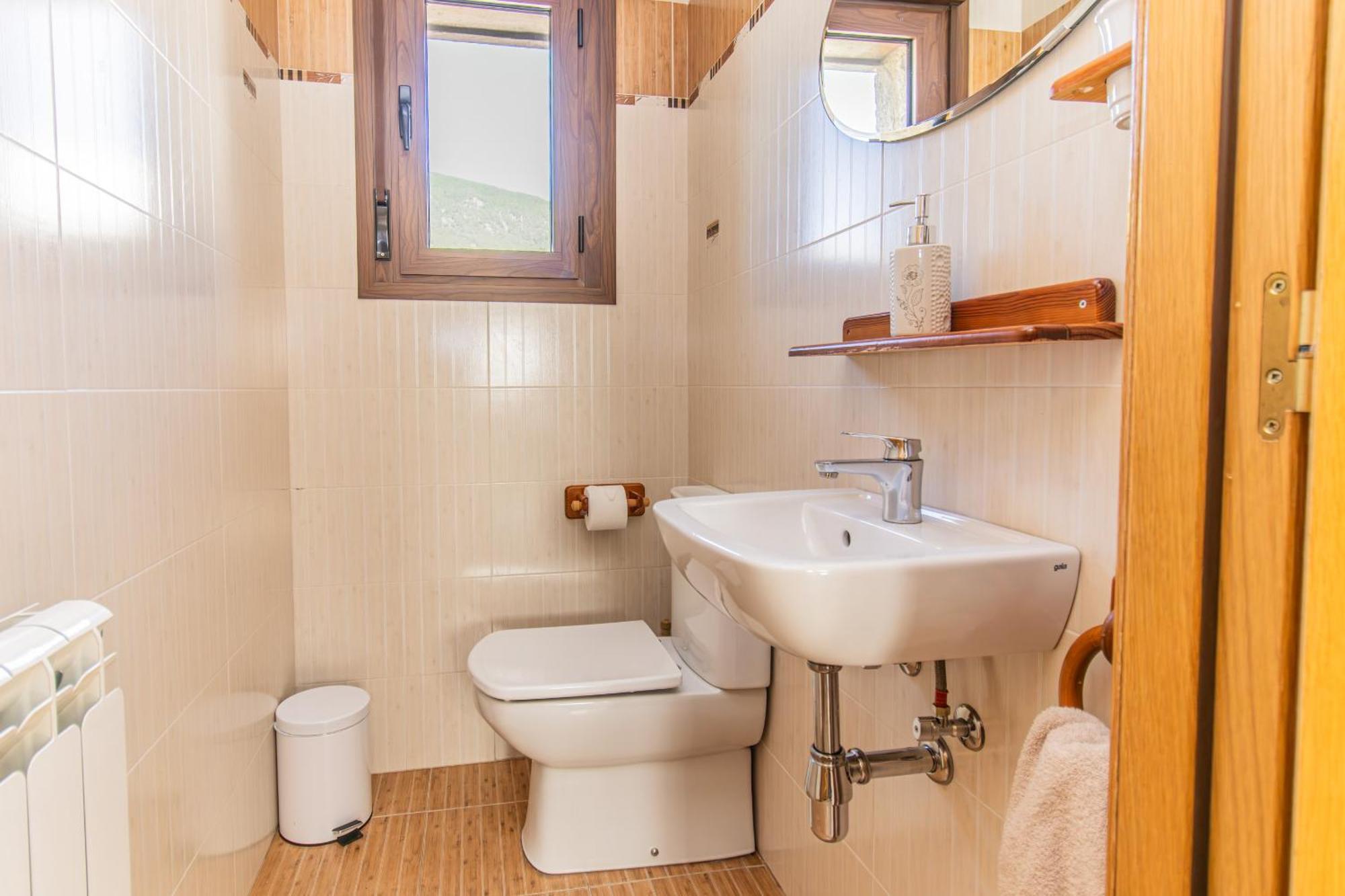 Casa El Pajar I Y II Guest House Senegüé Екстериор снимка